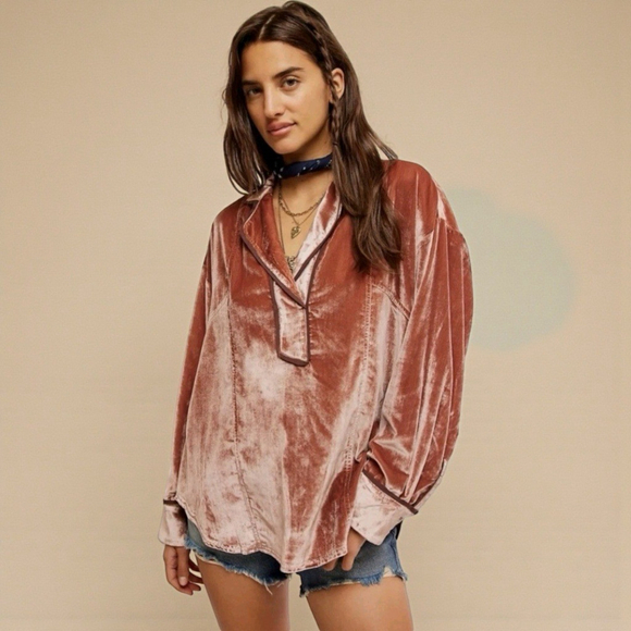 Free People Luxy Velvet Oversized Pullover Pink M - Picture 2 of 10